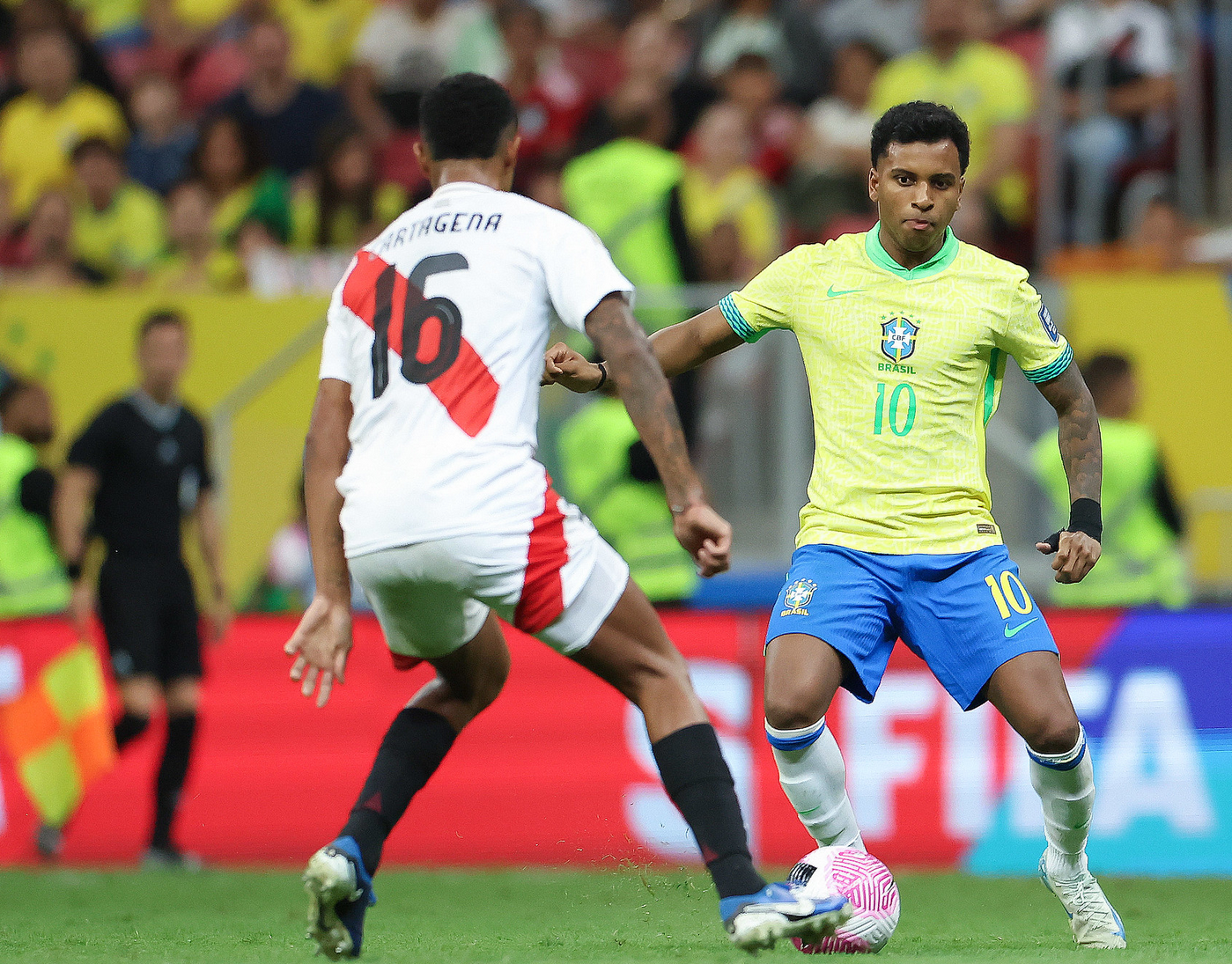 巴西女足国家队准备备战全美杯比赛！