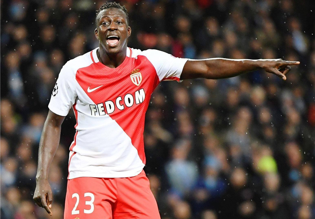 摩纳哥客场战胜门迪，取得关键三分