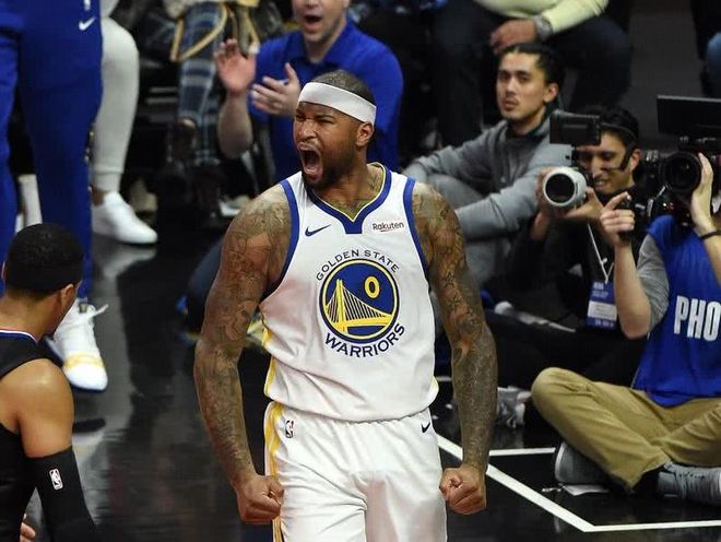 大力抢断引发全场欢呼，胜利即将到来？的简单介绍