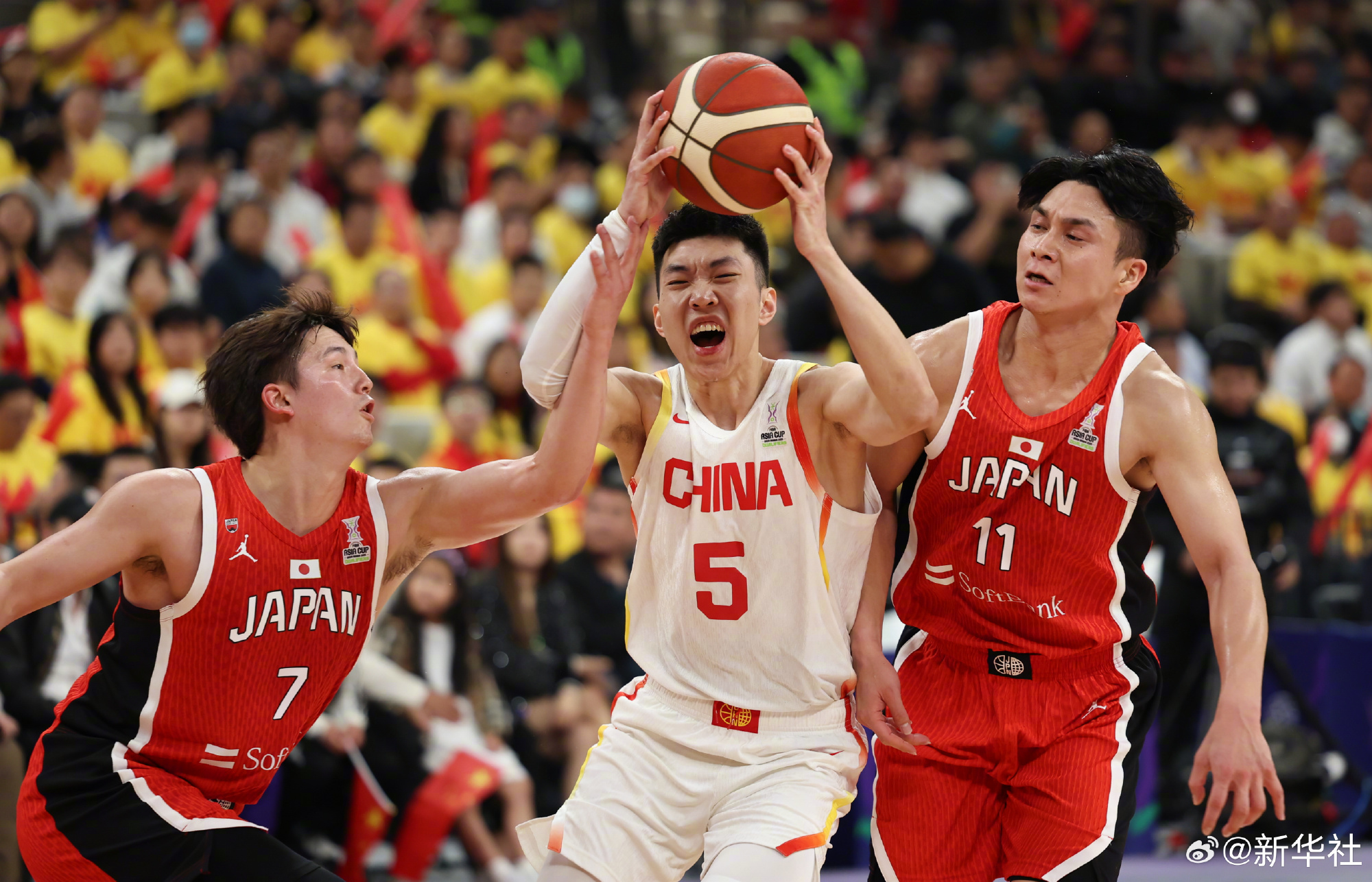 中国男篮在篮球世界杯上的表现备受关注