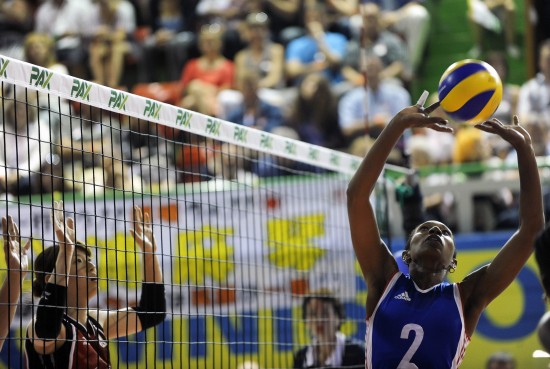 瑞士球队防守稳固传球快捷挑战国内顶尖联赛力量的简单介绍 瑞士球队防守稳固传球快捷挑战国内顶尖联赛力量的简单介绍