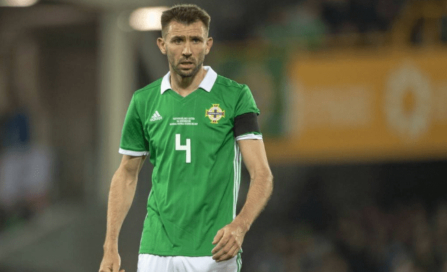 包含奥地利横扫哥伦比亚，萨内状态火热的词条